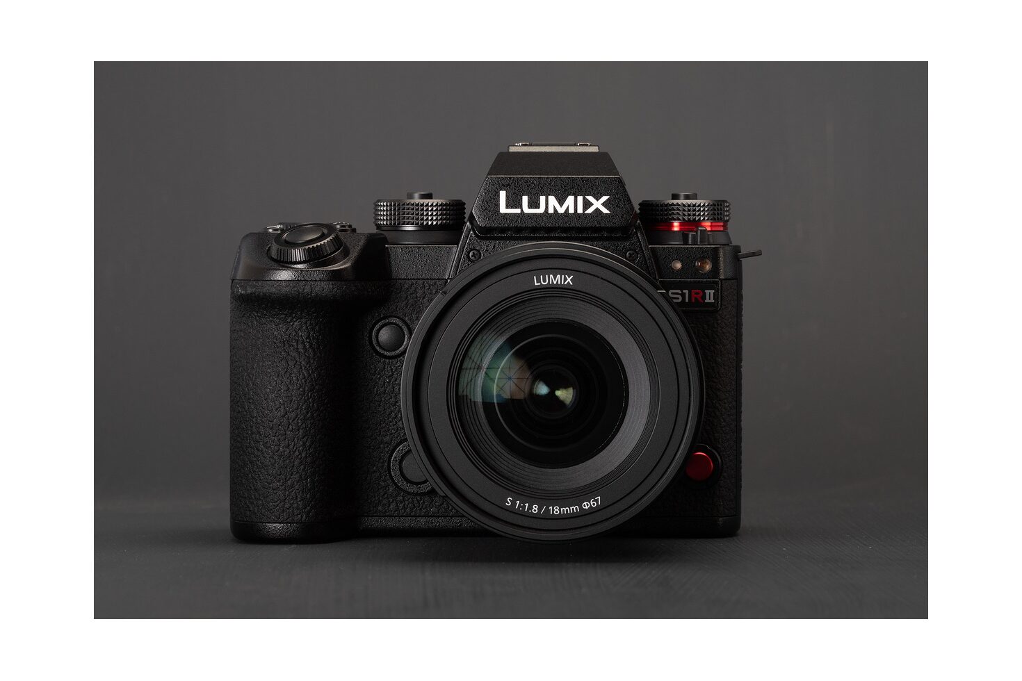 lumix-s1rii-product-1